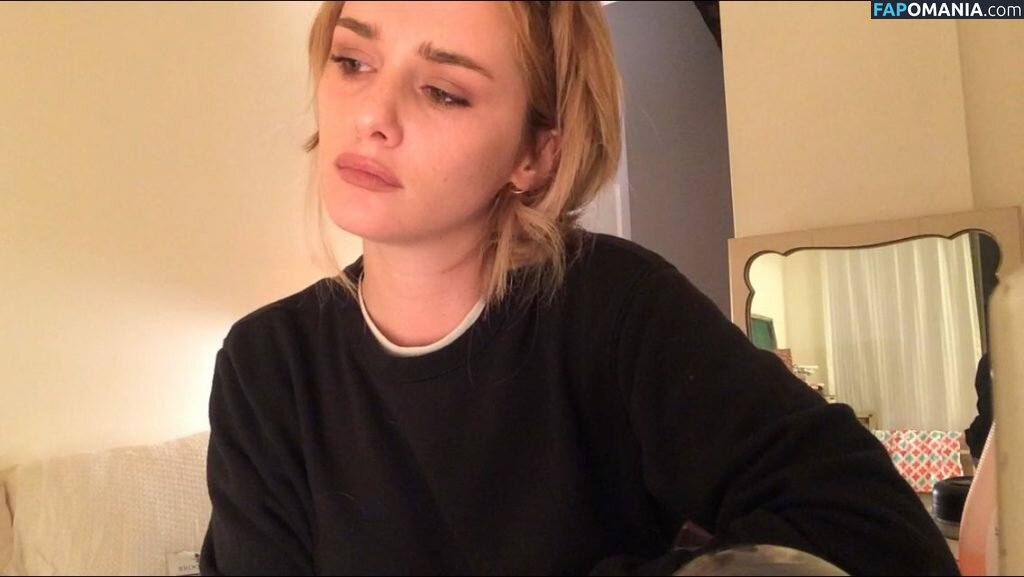 Addison Timlin Nago Przeciekłe zdjęcie #55