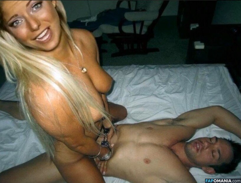 Alexa Bliss Nago Przeciekłe zdjęcie #8