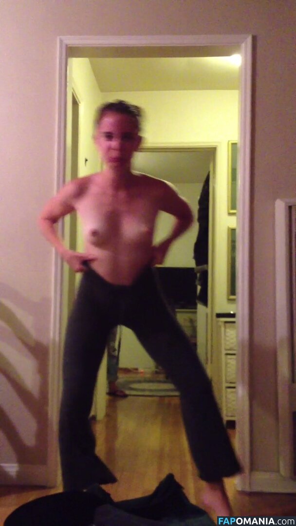 Alexa Nikolas Nago Przeciekłe zdjęcie #7