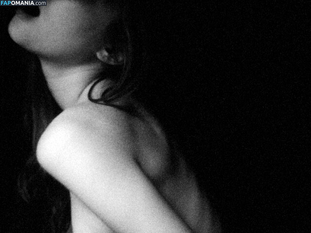 Ali Michaels Nago Przeciekłe zdjęcie #31