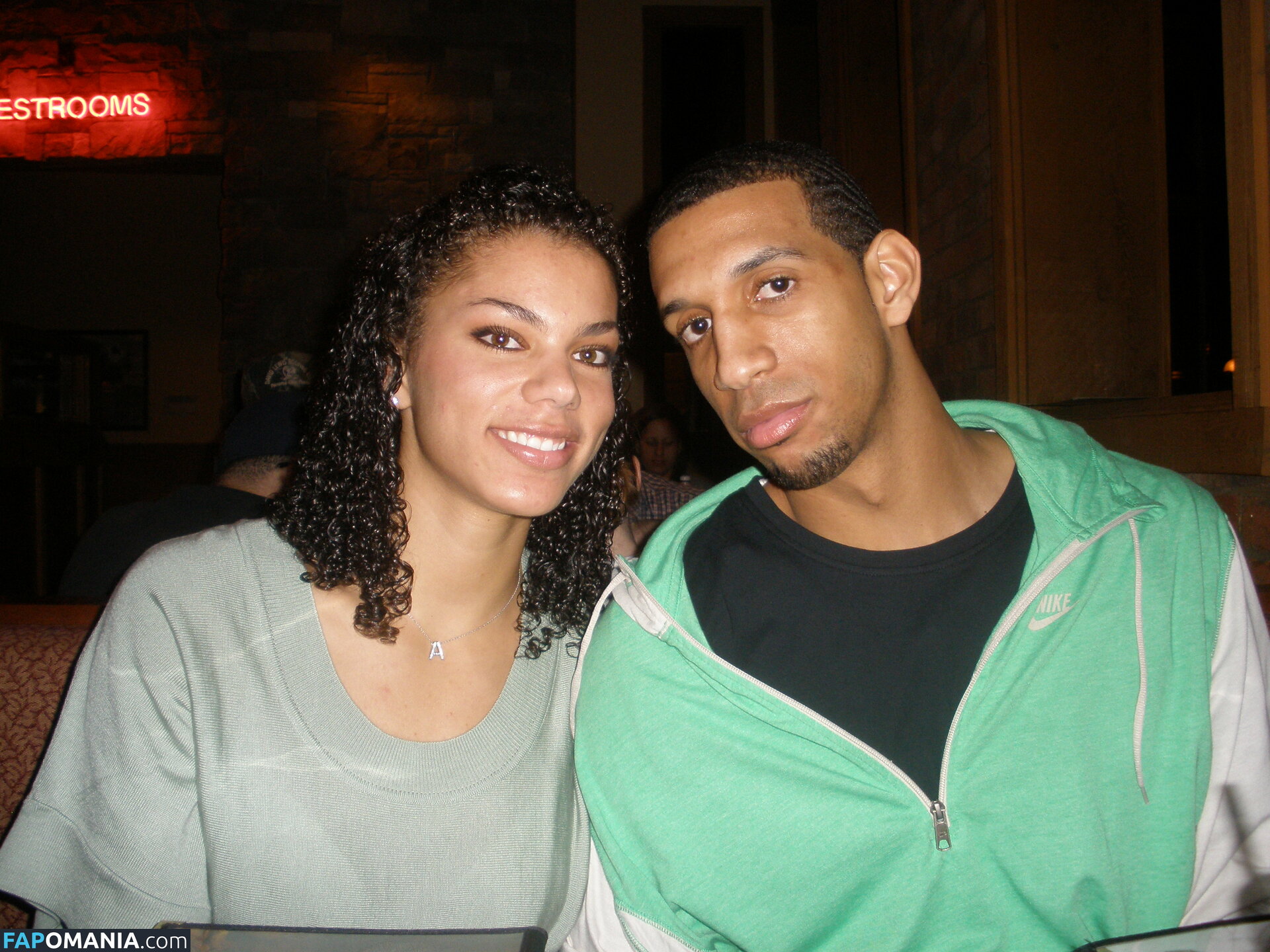 Alysha Clark Nago Przeciekłe zdjęcie #33