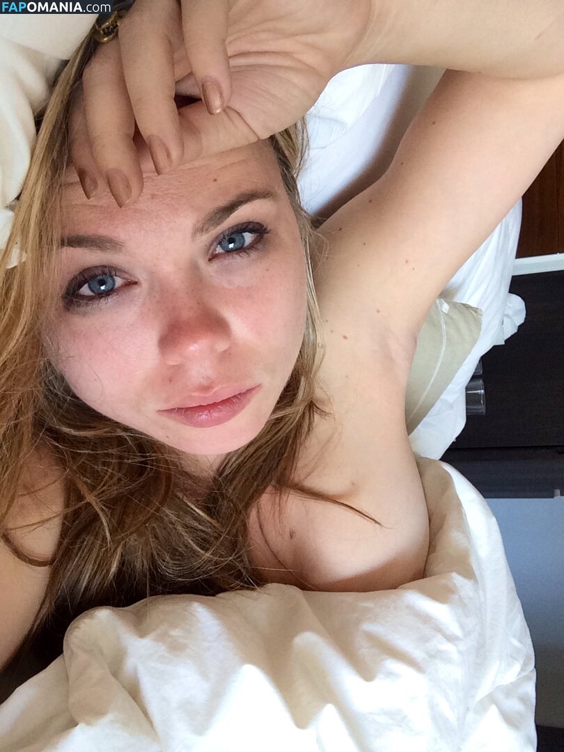 Amanda Fuller Nago Przeciekłe zdjęcie #2