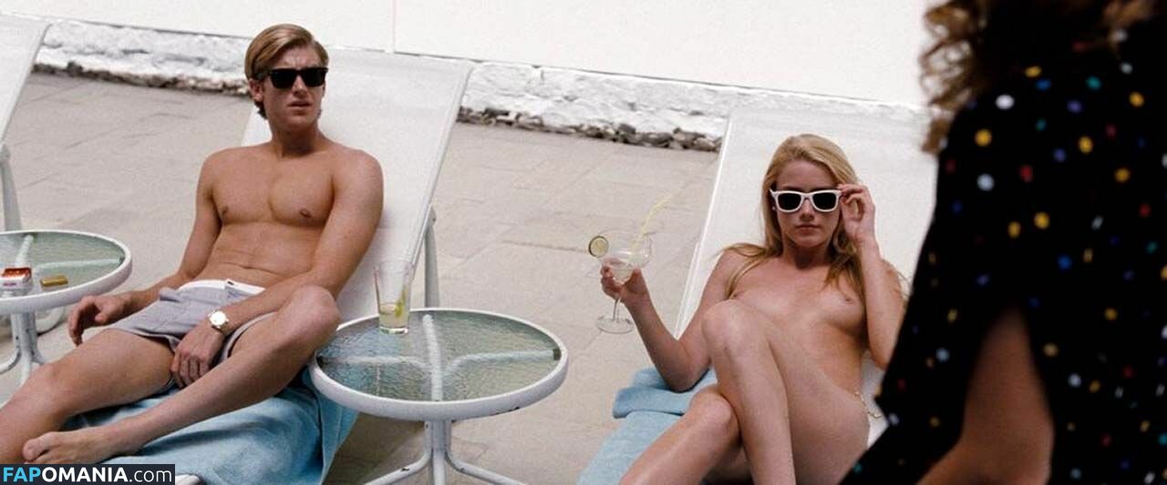 Amber Heard Nago Przeciekłe zdjęcie #39