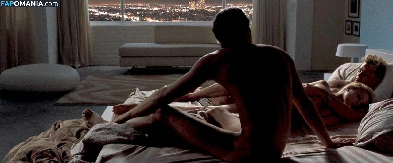 Amber Heard Nago Przeciekłe zdjęcie #41