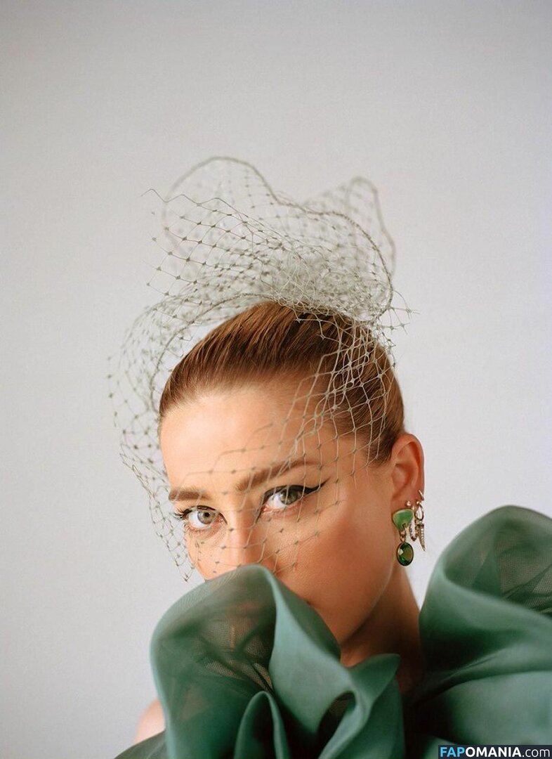 Amber Heard Nago Przeciekłe zdjęcie #140