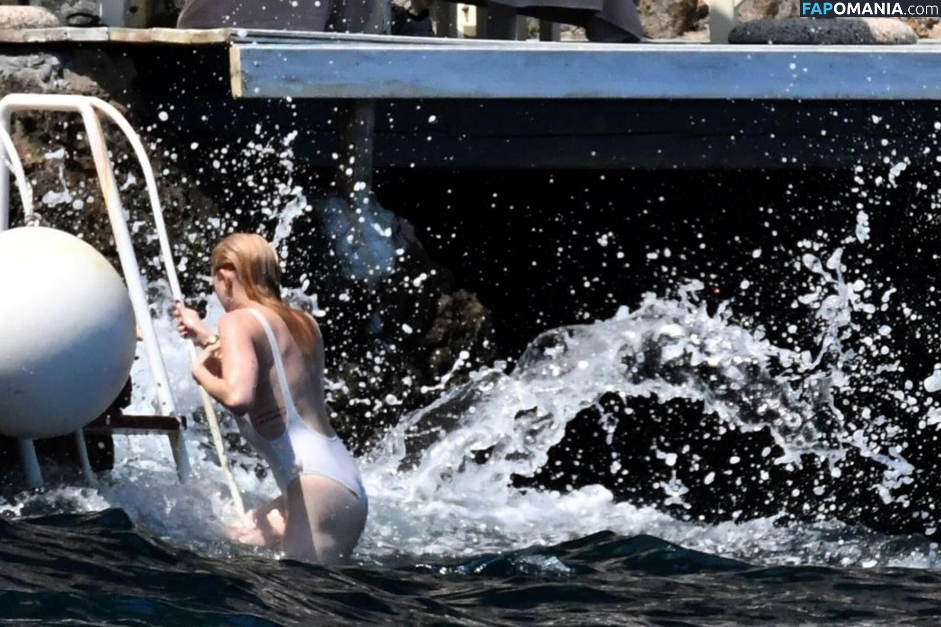 Amber Heard Nago Przeciekłe zdjęcie #154