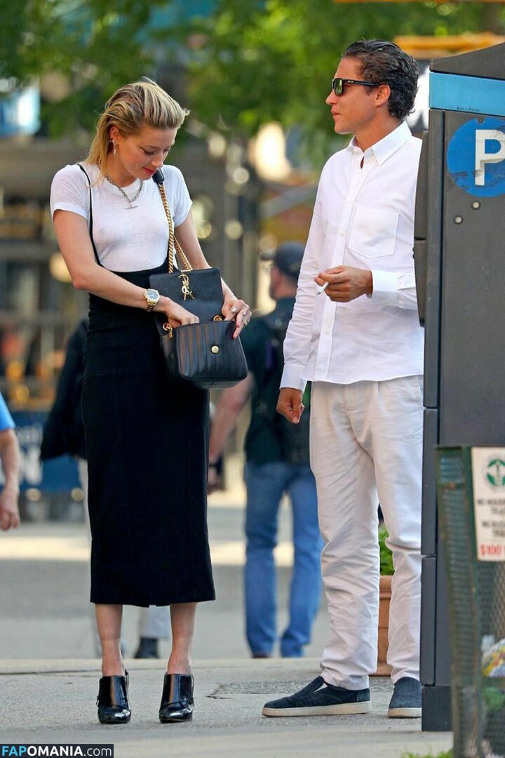 Amber Heard Nago Przeciekłe zdjęcie #172