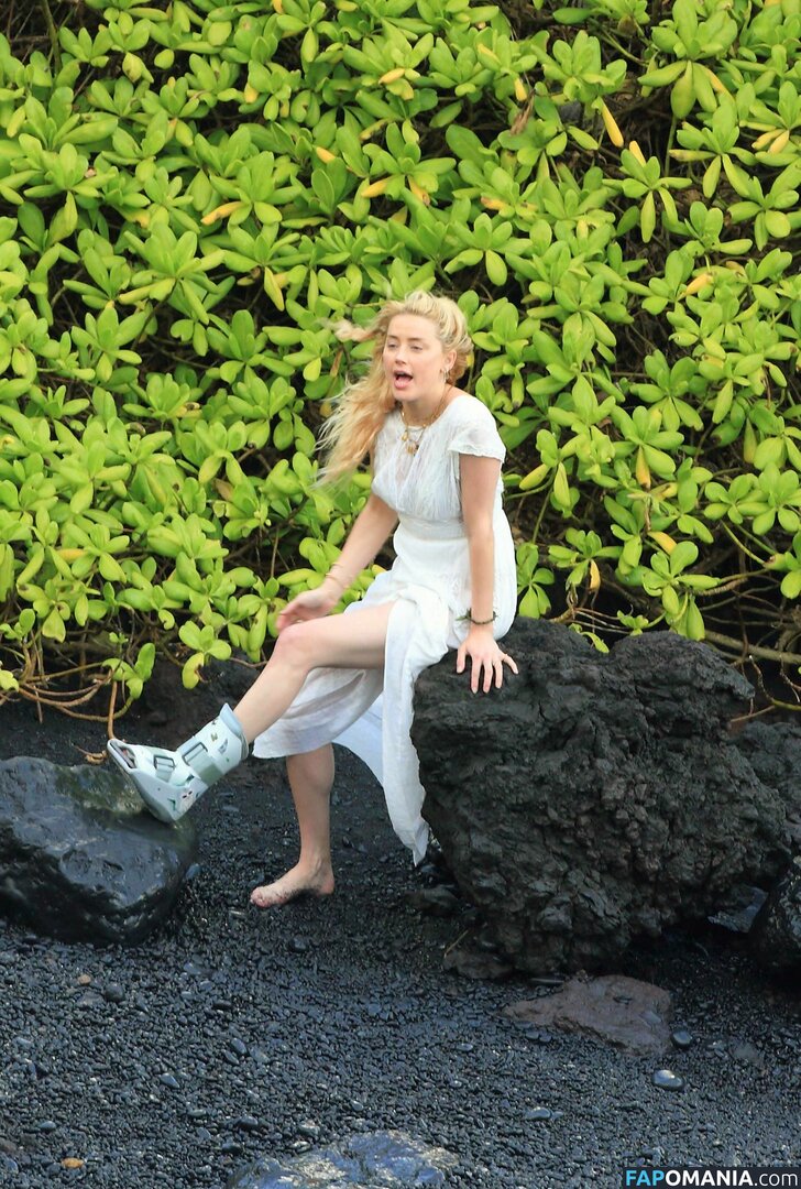 Amber Heard Nago Przeciekłe zdjęcie #238