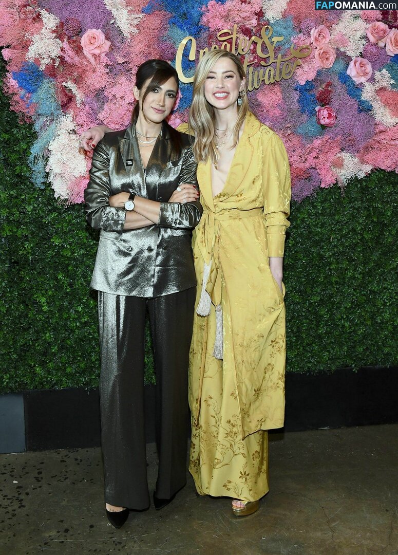 Amber Heard Nago Przeciekłe zdjęcie #266