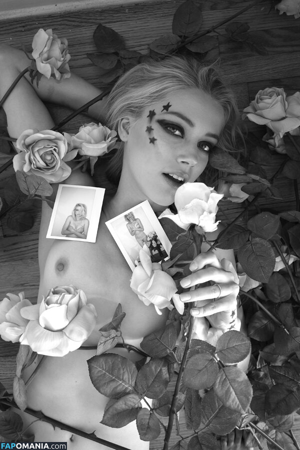Amber Heard Nago Przeciekłe zdjęcie #333