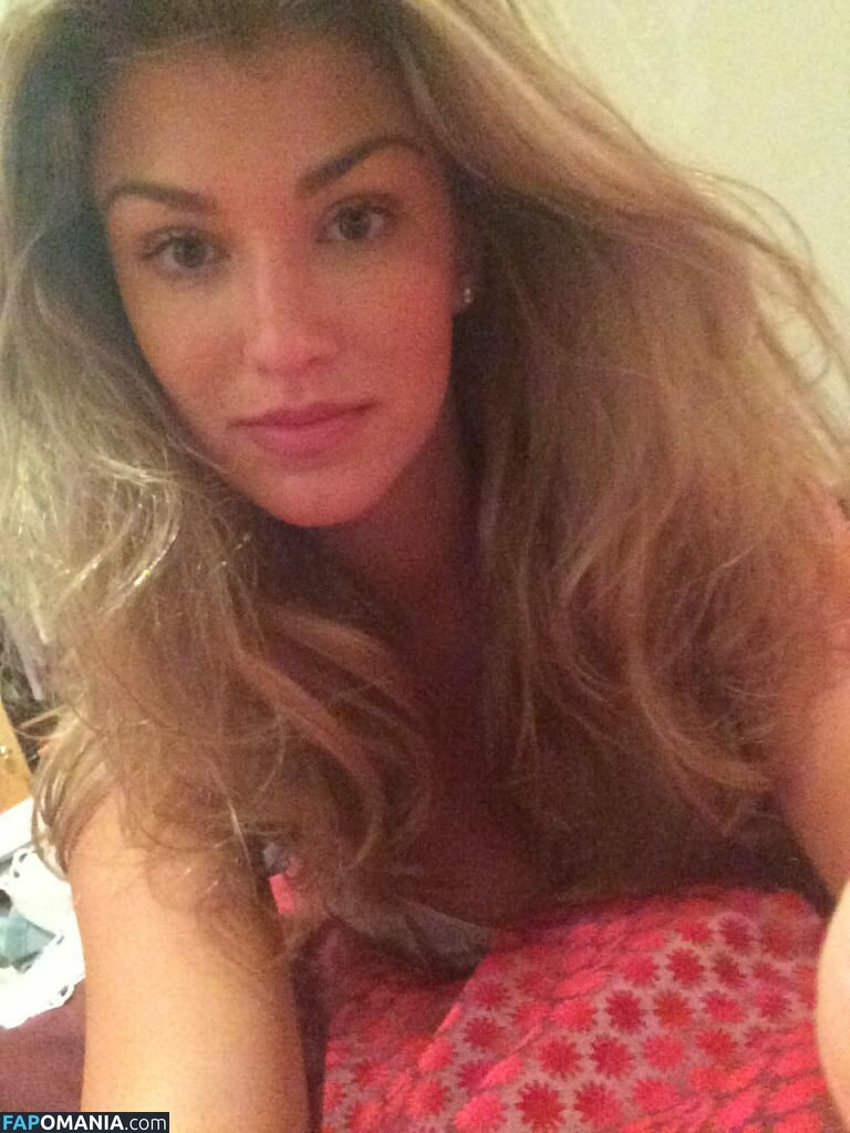 Amy Willerton Nago Przeciekłe zdjęcie #13