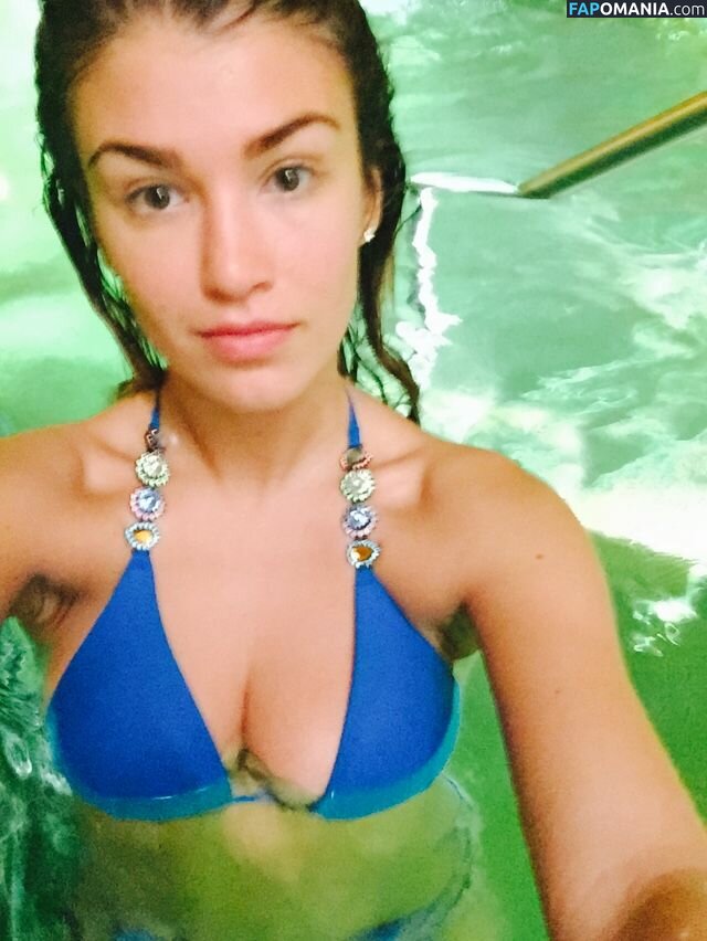 Amy Willerton Nago Przeciekłe zdjęcie #22