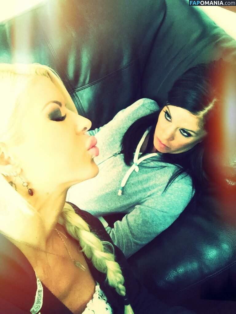 Angelina Love Nago Przeciekłe zdjęcie #48