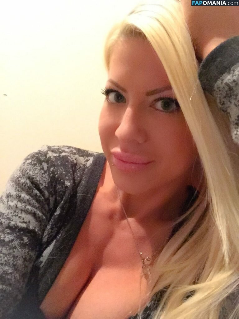 Angelina Love Nago Przeciekłe zdjęcie #59