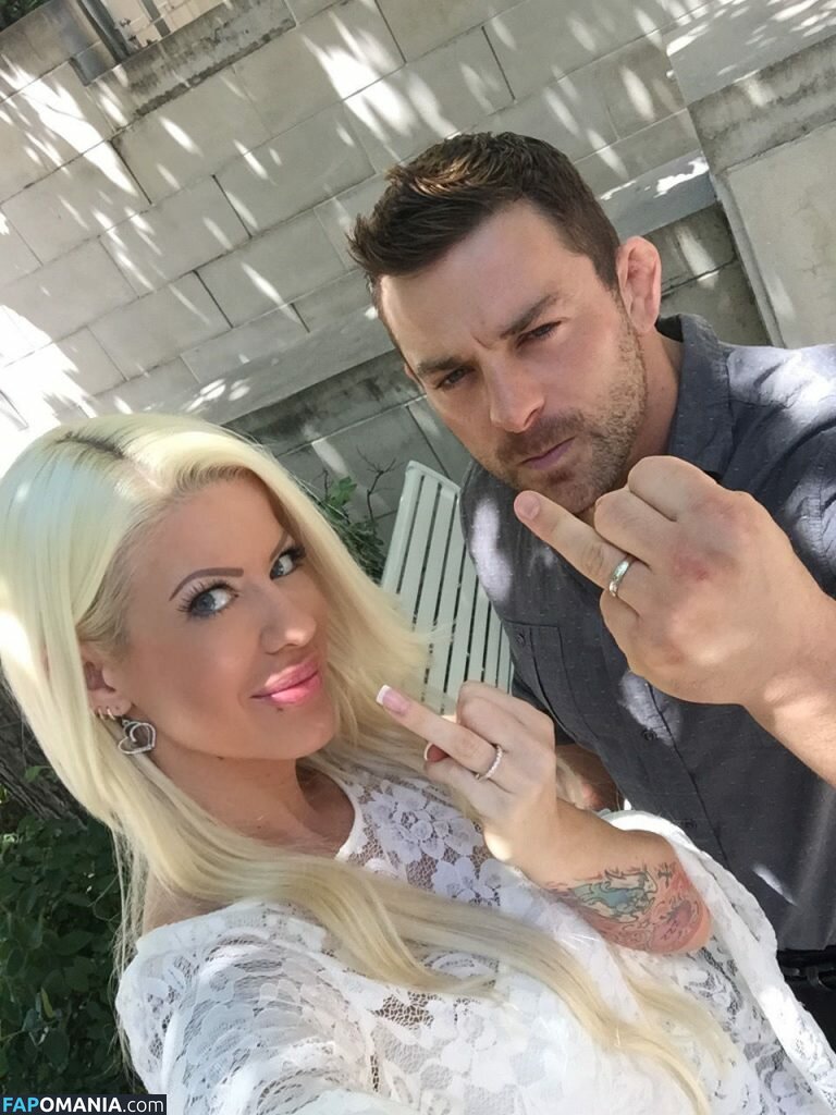 Angelina Love Nago Przeciekłe zdjęcie #83
