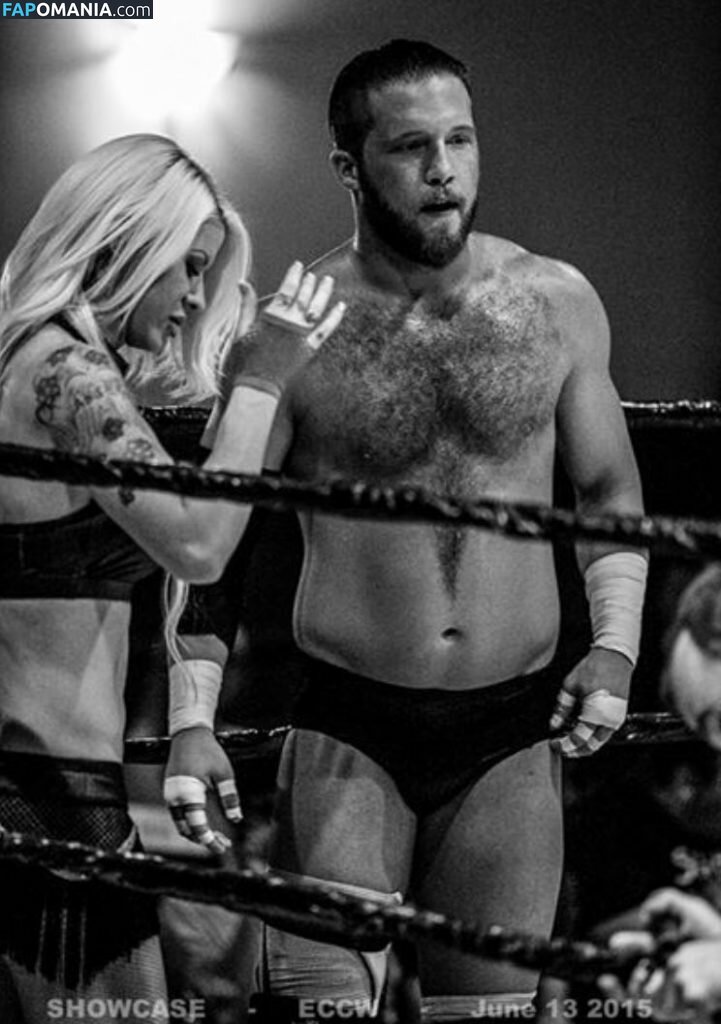 Angelina Love Nago Przeciekłe zdjęcie #96