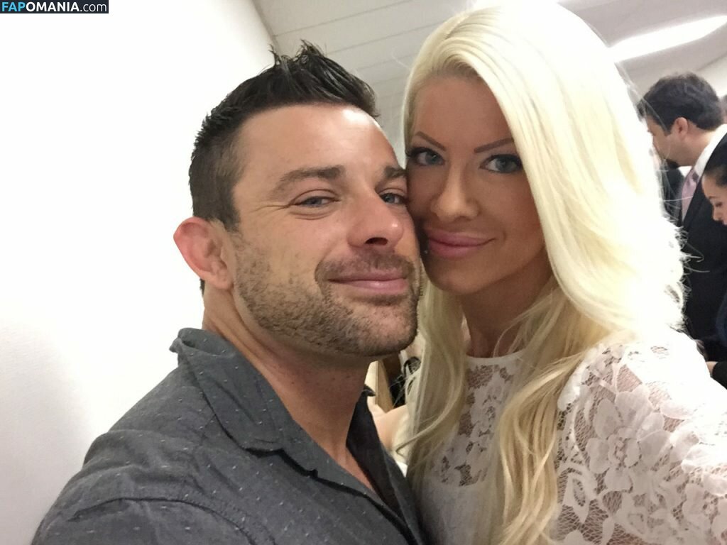 Angelina Love Nago Przeciekłe zdjęcie #118
