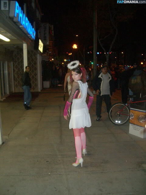 Anna Kendrick Nago Przeciekłe zdjęcie #20