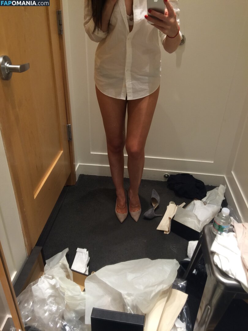 Ashley Mulheron Nago Przeciekłe zdjęcie #53