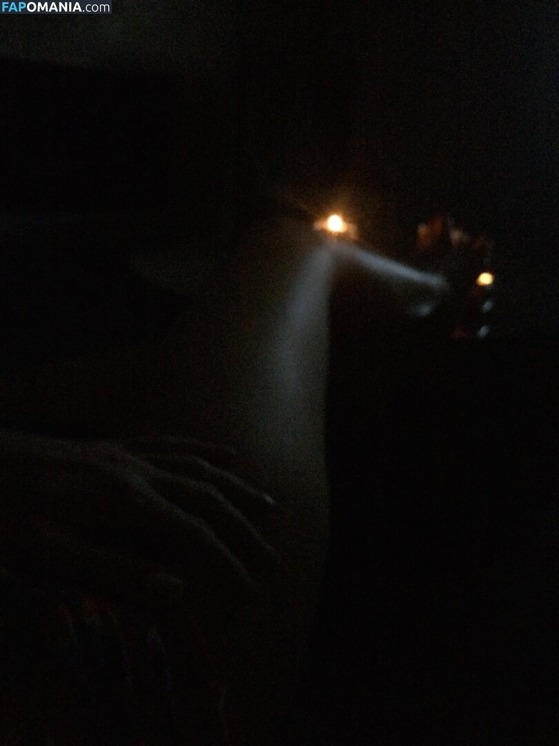 Ashley Mulheron Nago Przeciekłe zdjęcie #148