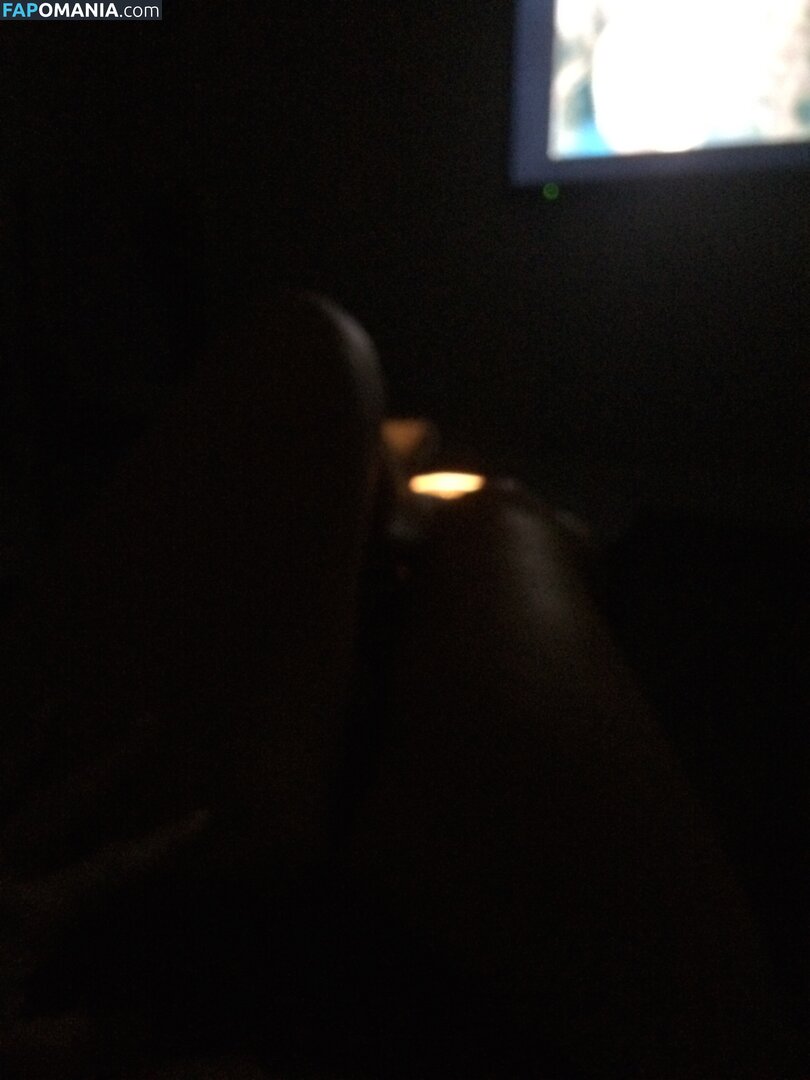 Ashley Mulheron Nago Przeciekłe zdjęcie #155