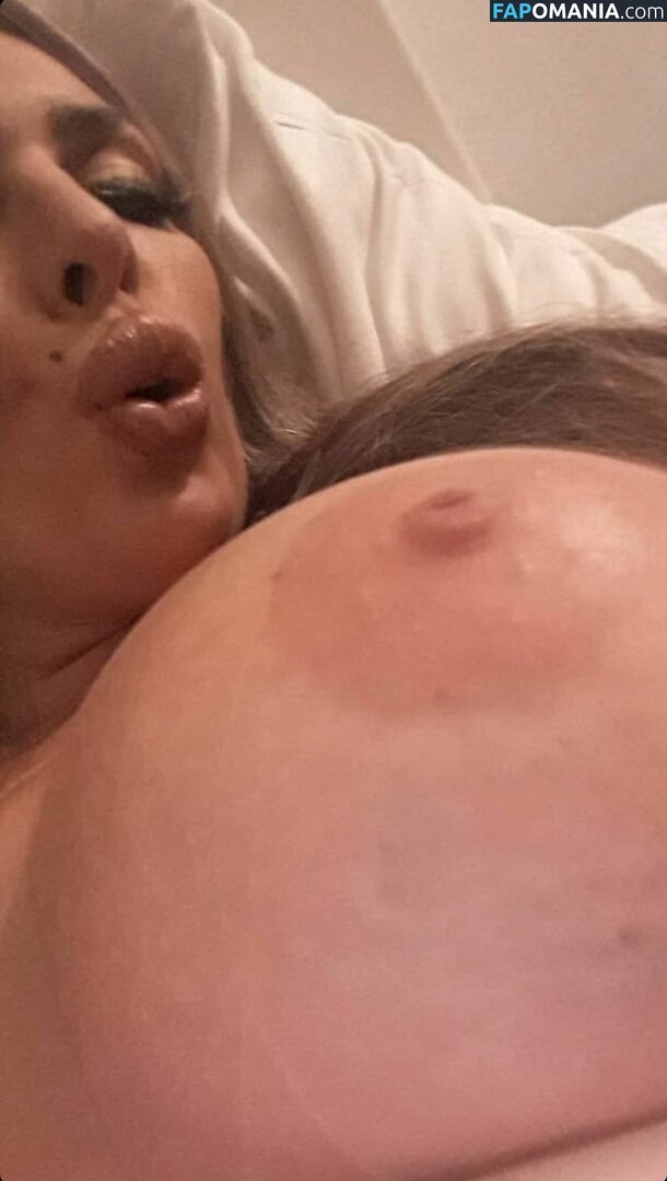 Ava Karabatic Nago Przeciekłe zdjęcie #8