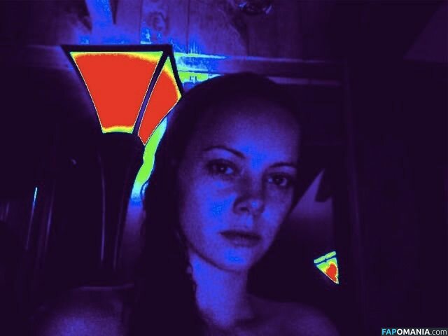 Bijou Phillips Nago Przeciekłe zdjęcie #18