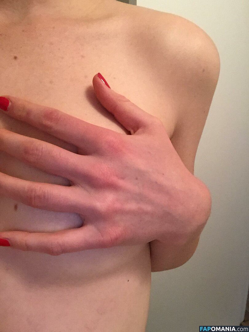 Bonnie Wright Nago Przeciekłe zdjęcie #23