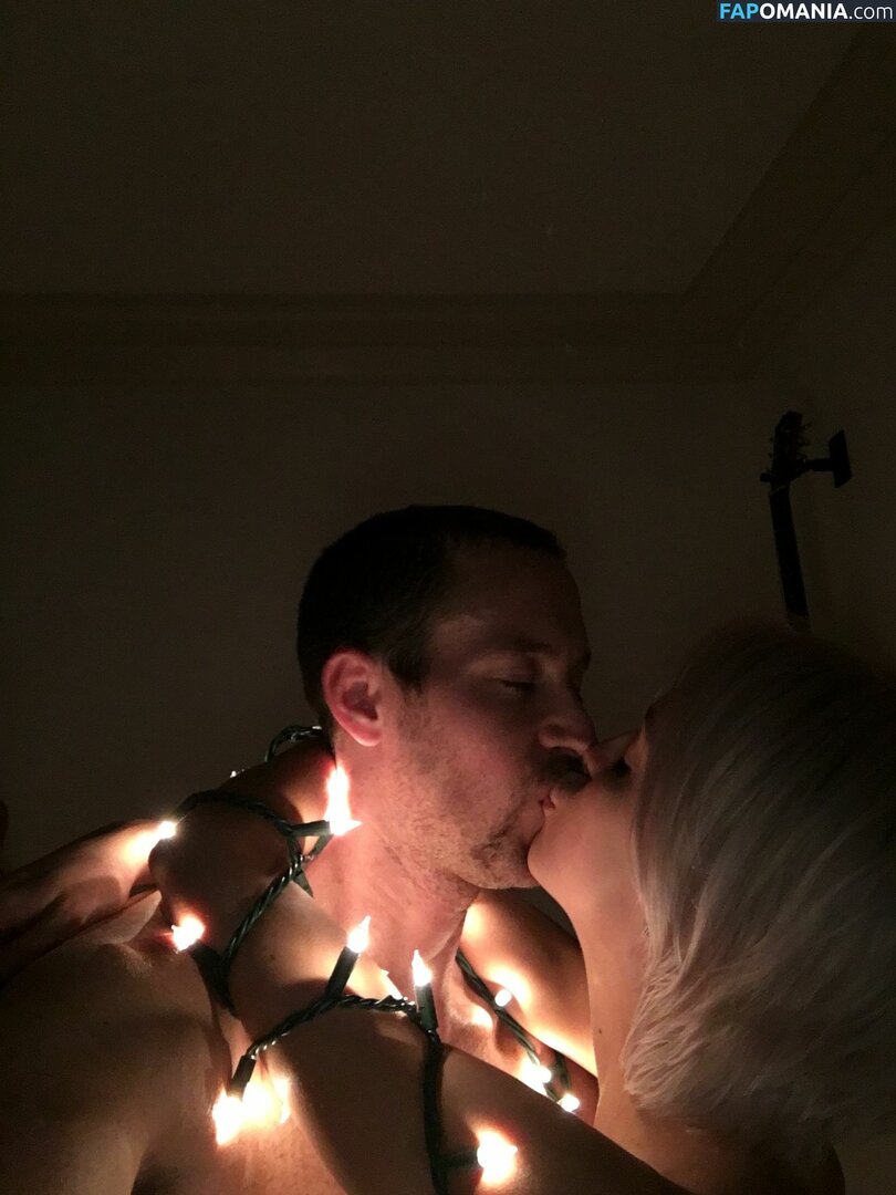 Britni Sheridan Nago Przeciekłe zdjęcie #10