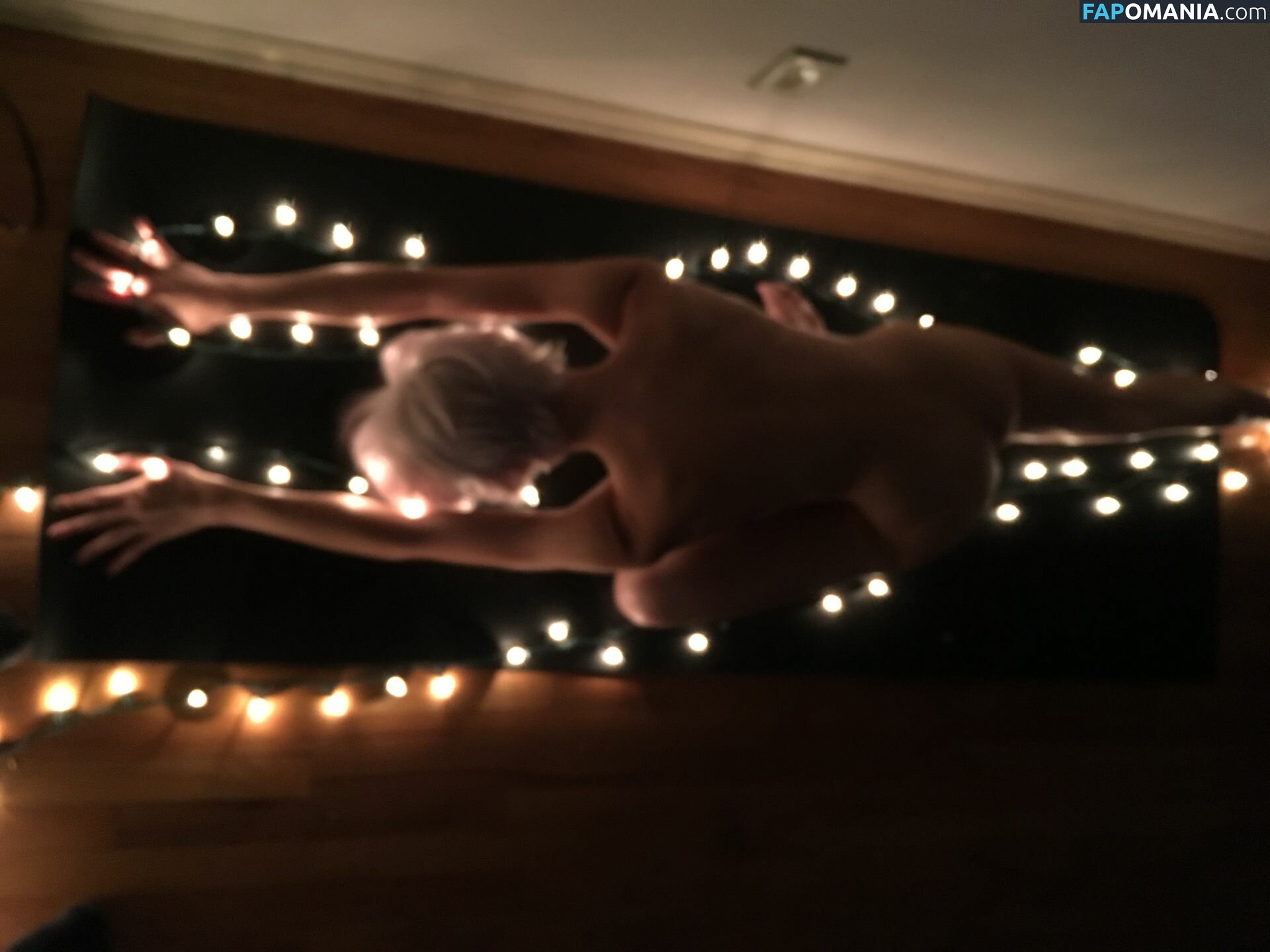 Britni Sheridan Nago Przeciekłe zdjęcie #33