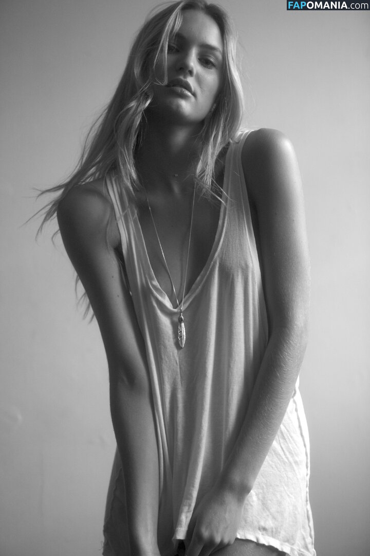 Candice Swanepoel Nago Przeciekłe zdjęcie #1270