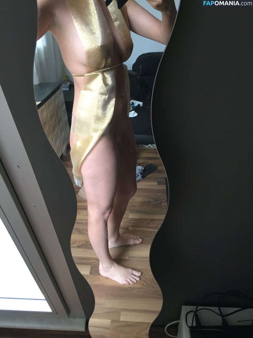 Carina Schwarz Nago Przeciekłe zdjęcie #62