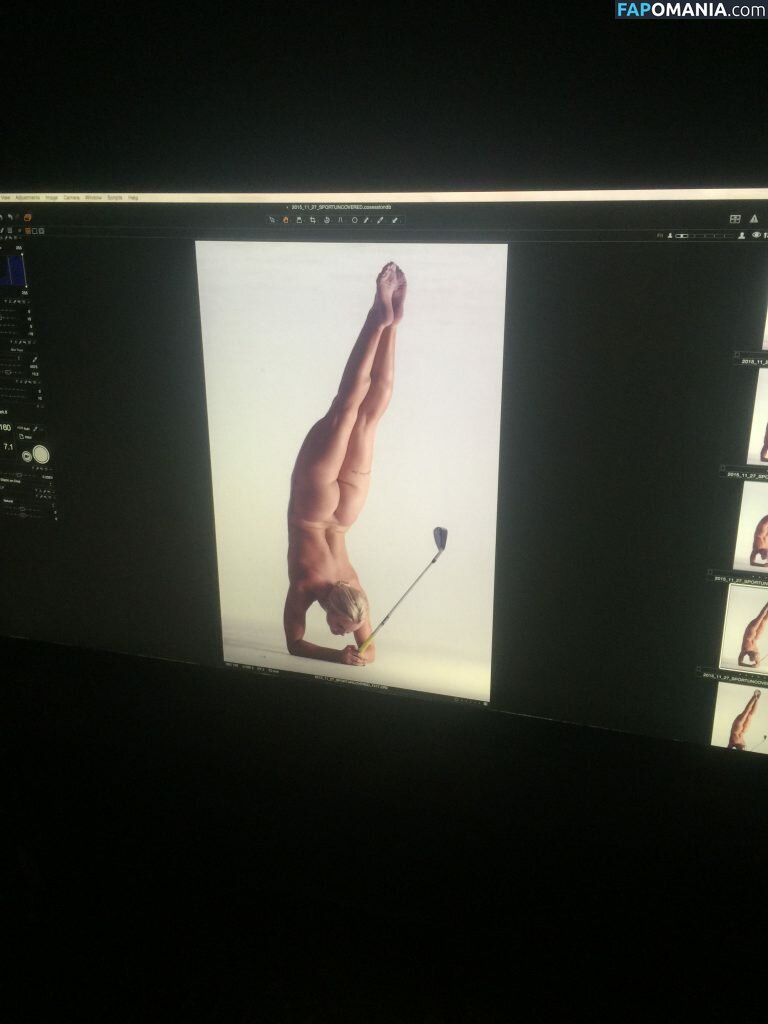 Carly Booth Nago Przeciekłe zdjęcie #93