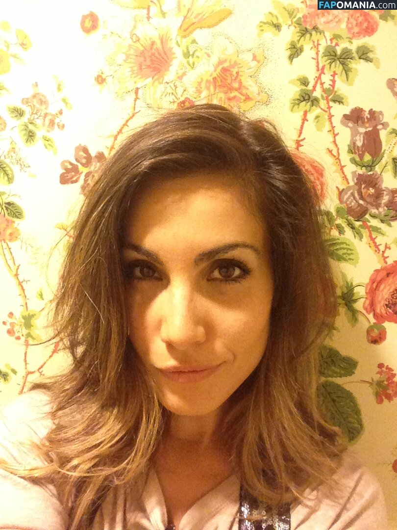 Carly Pope Nago Przeciekłe zdjęcie #21