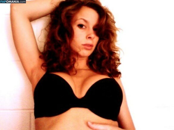 Carly Simmons Nago Przeciekłe zdjęcie #60