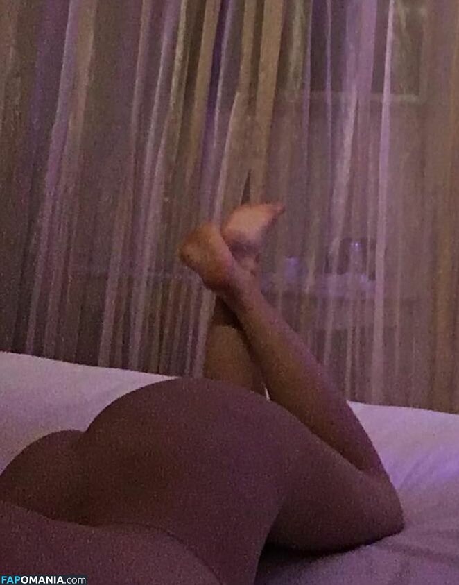 Caroline Vreeland Nago Przeciekłe zdjęcie #29