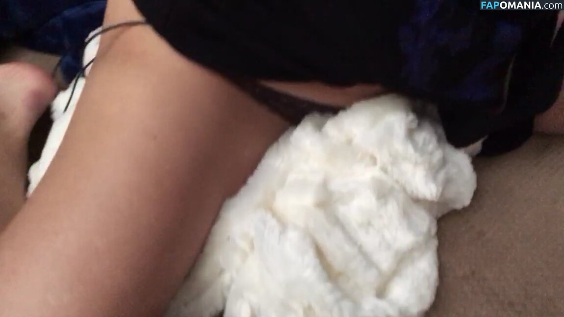 Catherine Bell Nago Przeciekłe zdjęcie #6