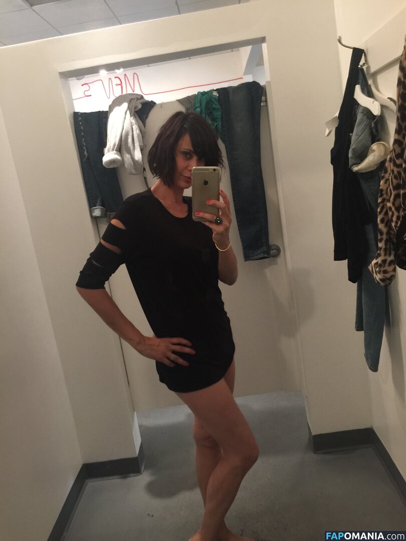 Catherine Bell Nago Przeciekłe zdjęcie #14