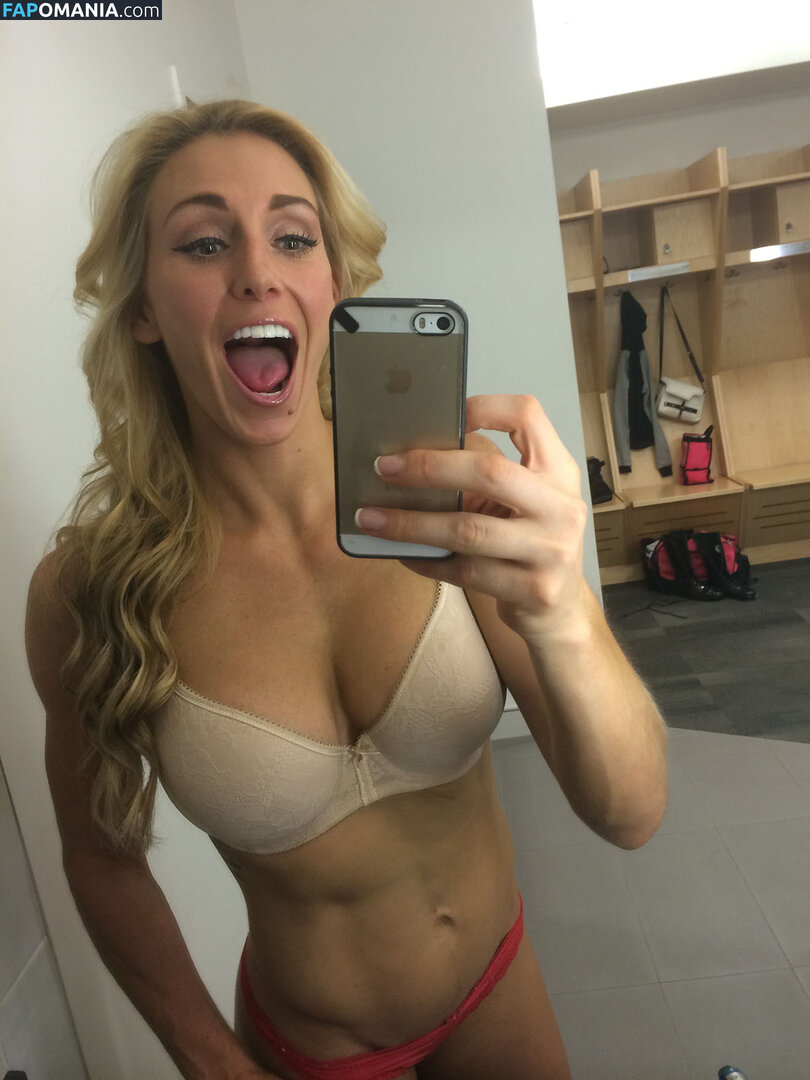 Charlotte Flair Nago Przeciekłe zdjęcie #11