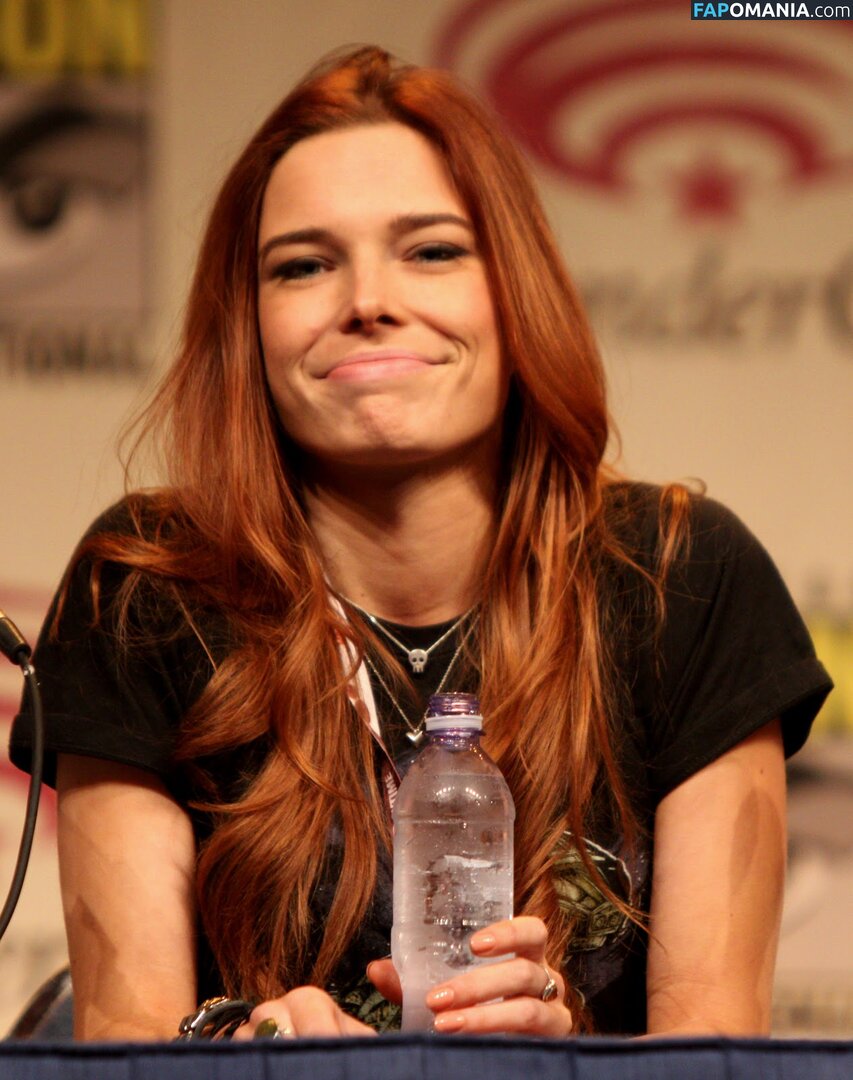 Chloe Dykstra Nago Przeciekłe zdjęcie #36