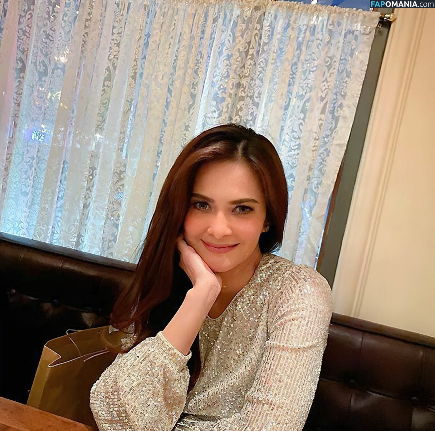 Cut Tari Nago Przeciekłe zdjęcie #1