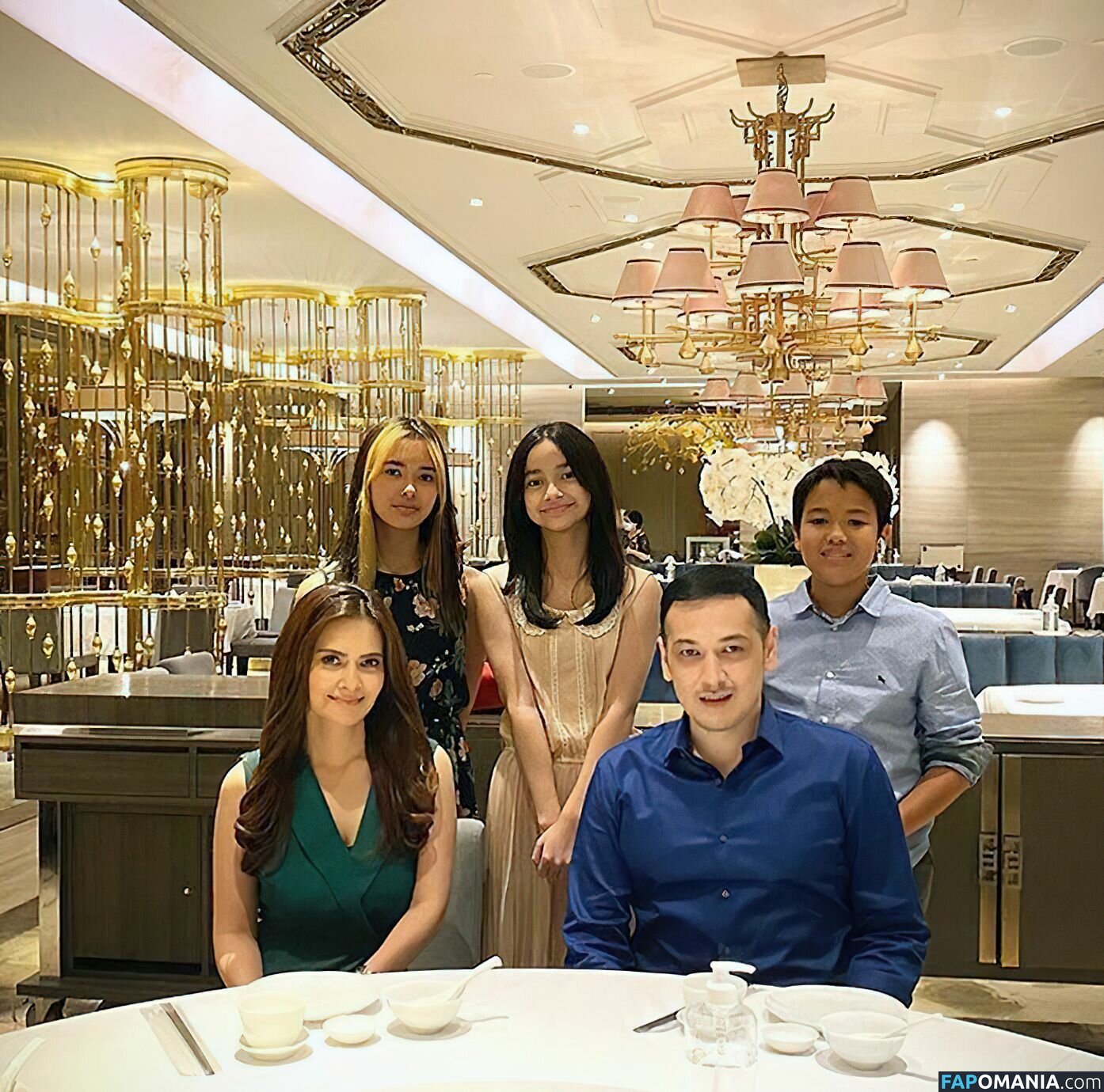 Cut Tari Nago Przeciekłe zdjęcie #69