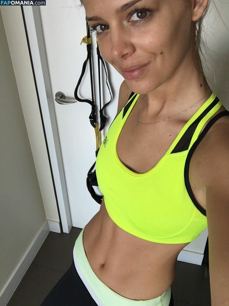 Danielle Knudson Nago Przeciekłe zdjęcie #217