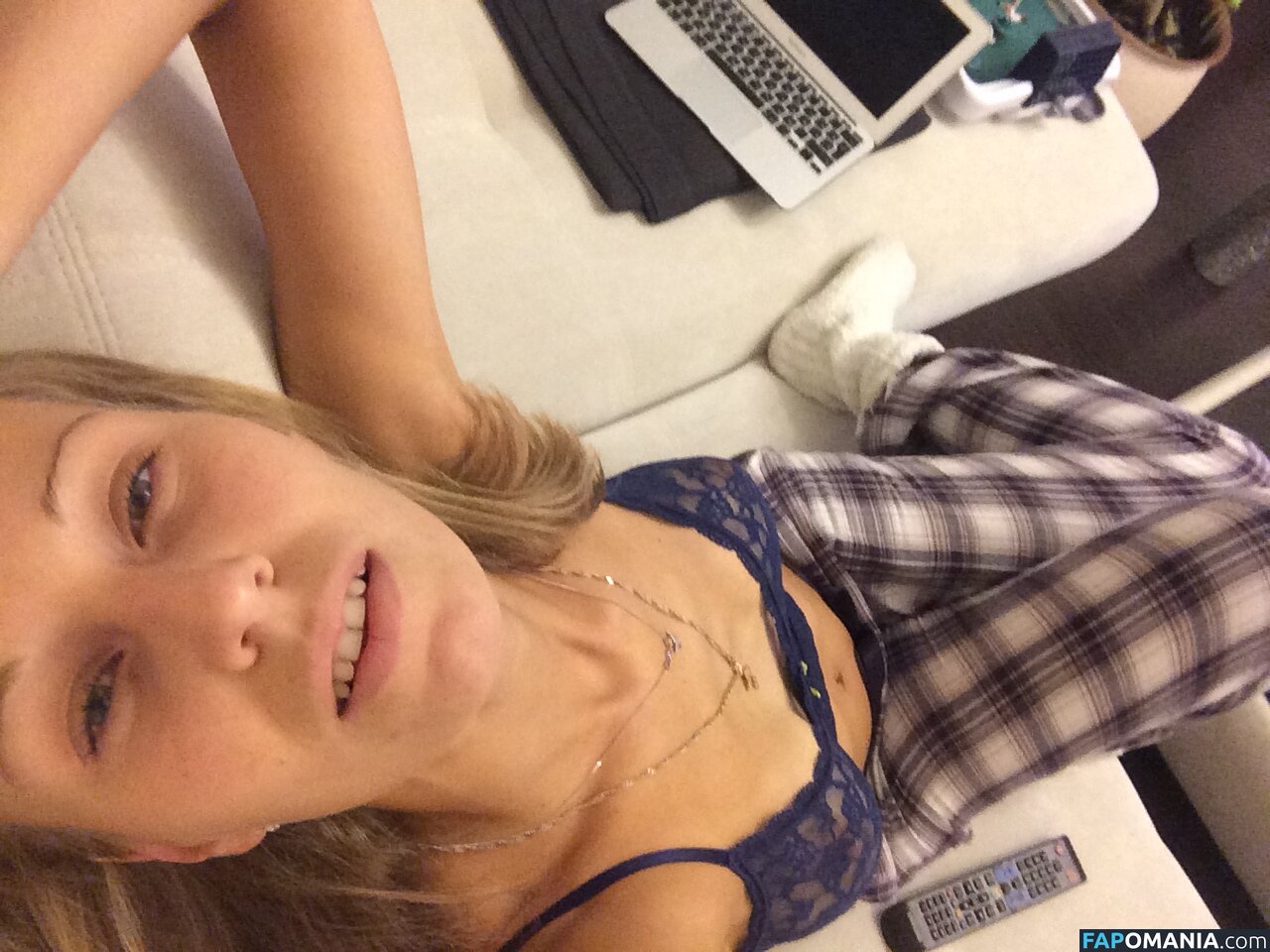 Darya Kustova Nago Przeciekłe zdjęcie #3