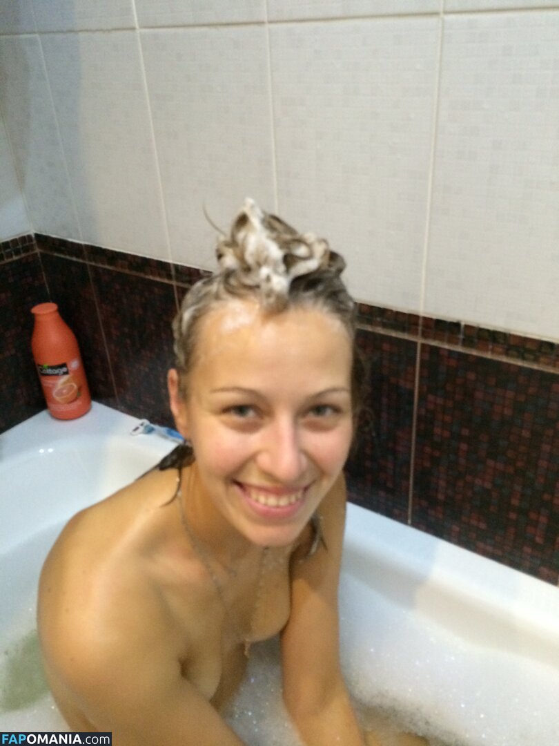 Darya Kustova Nago Przeciekłe zdjęcie #53