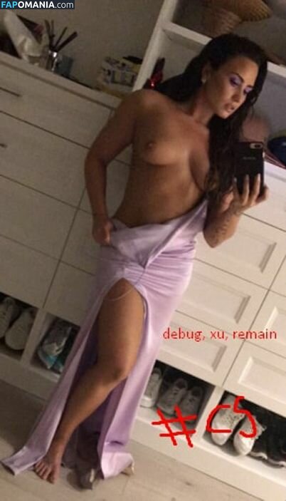 Demi Lovato Nago Przeciekłe zdjęcie #25