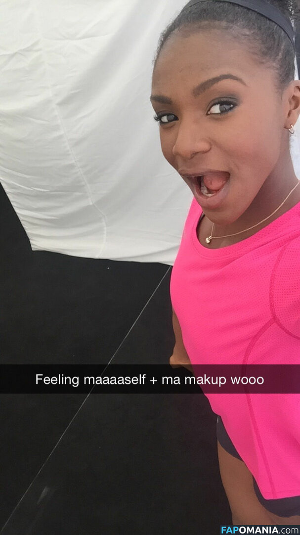 Dina Asher Smith Nago Przeciekłe zdjęcie #29