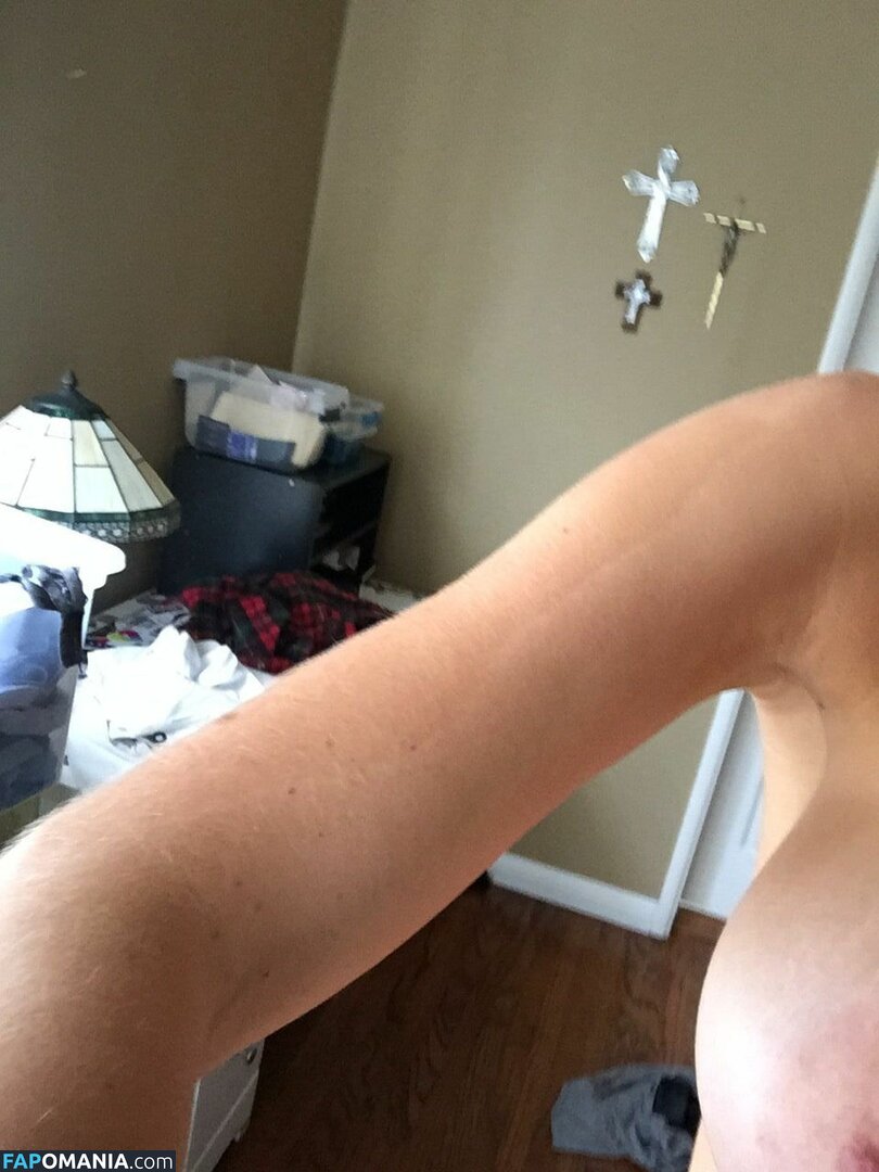 Elizabeth Turner Nago Przeciekłe zdjęcie #64