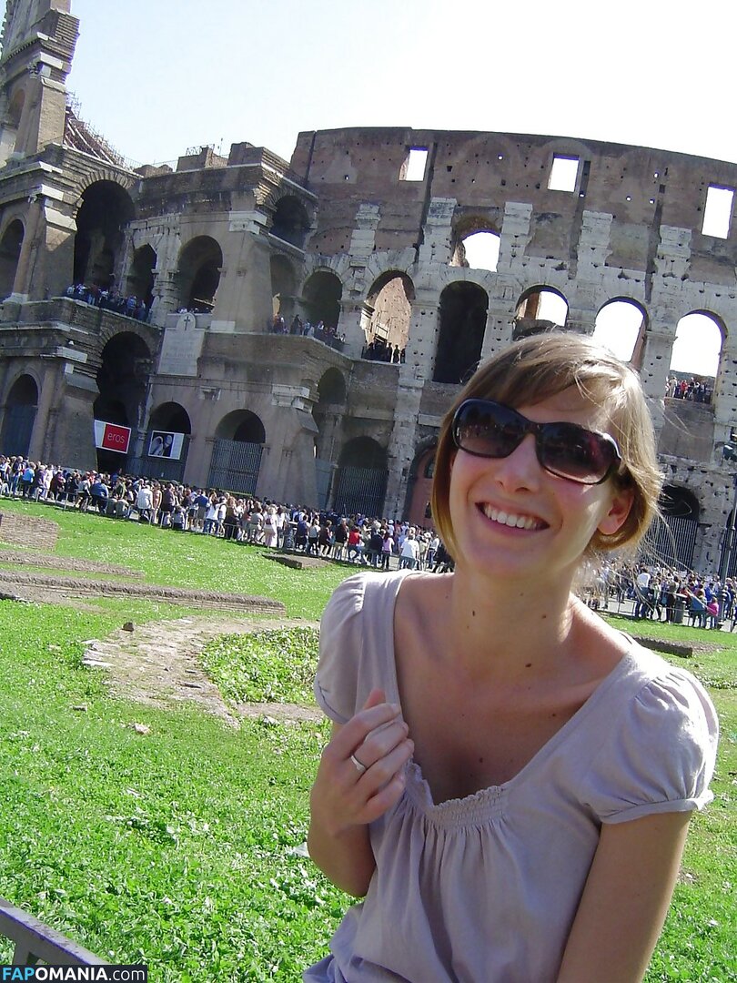 Elodie Varlet Nago Przeciekłe zdjęcie #6