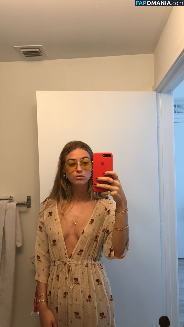 Emili Sindlev Nago Przeciekłe zdjęcie #12